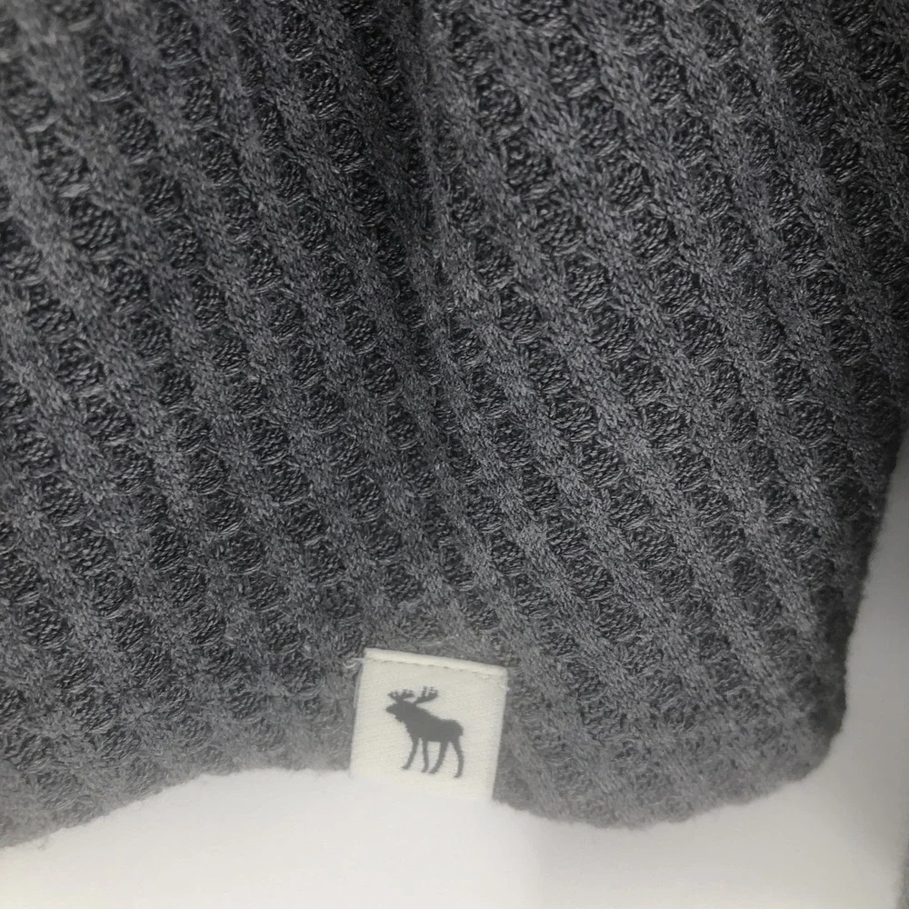 Abercrombie Kids 11/12 Gray Thermal Knit Peplum Tee Top Long Sleeve With Logo